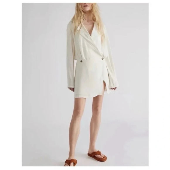 Free People Simone Wrap Cream Long Sleeve Mini Dress button details size M - Picture 1 of 10